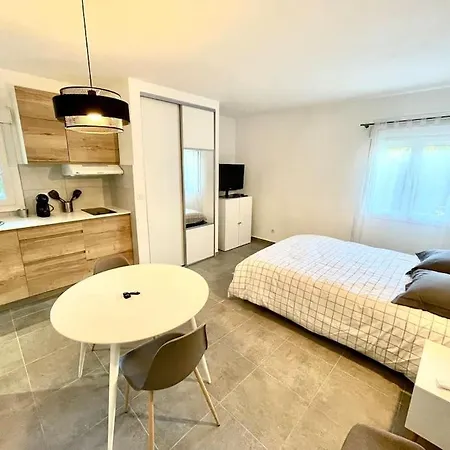 Hypercentre Parking Gratuit Ajaccio (Corsica)